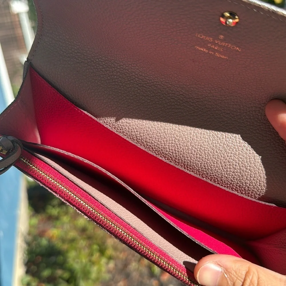 𝅺LOUIS vuitton empriente emilie